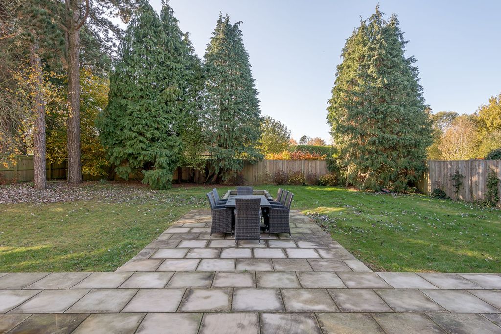 Property photo 3 of 19