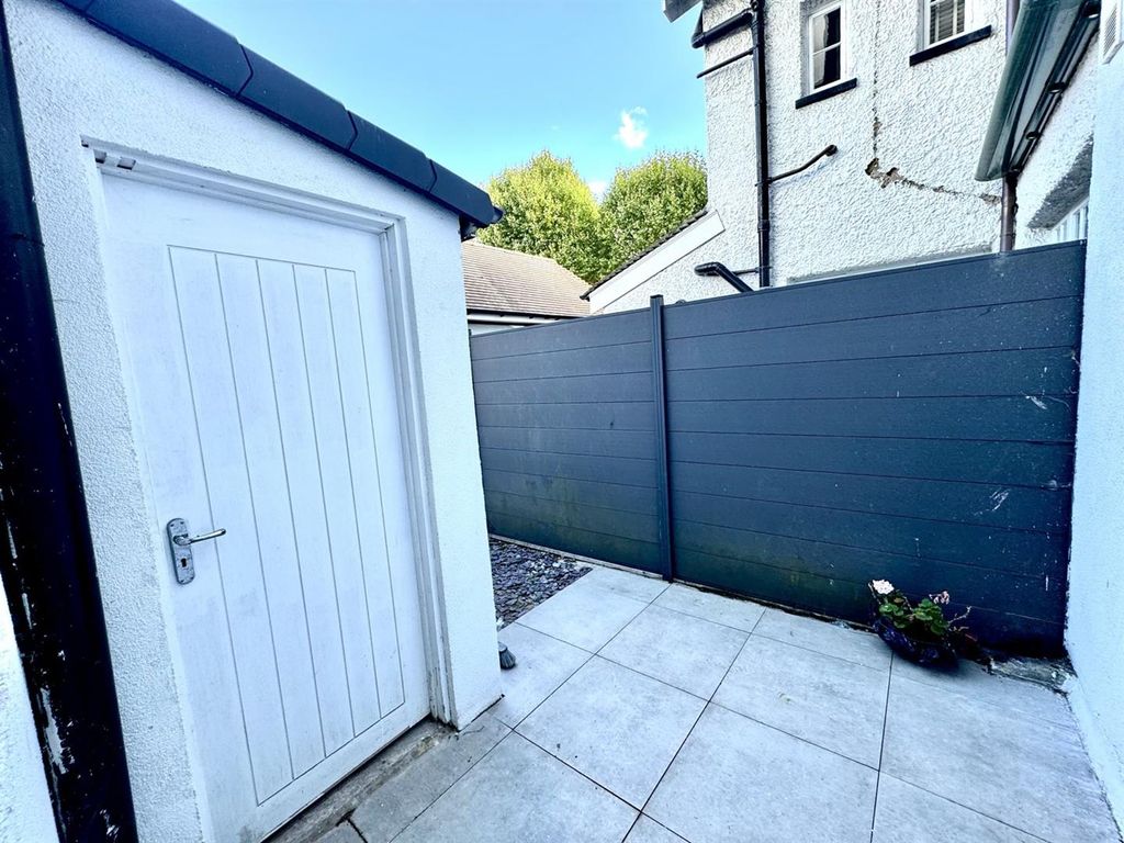 Additional image 47 of 5 bed semi-detached house for saleCheyne Walk, Croydon CR0