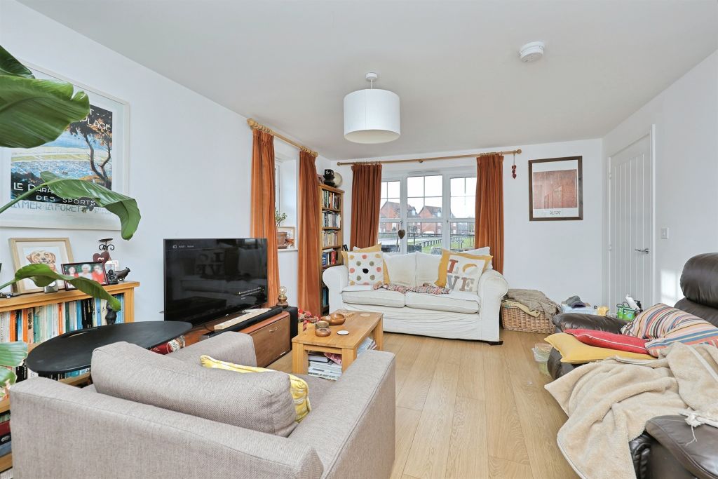 Property photo 3 of 26