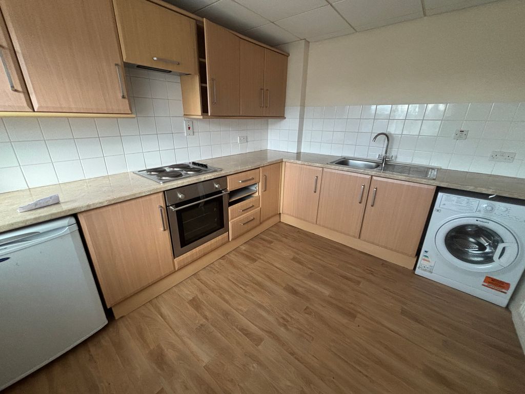 Property photo 3 of 9 3.Jpg