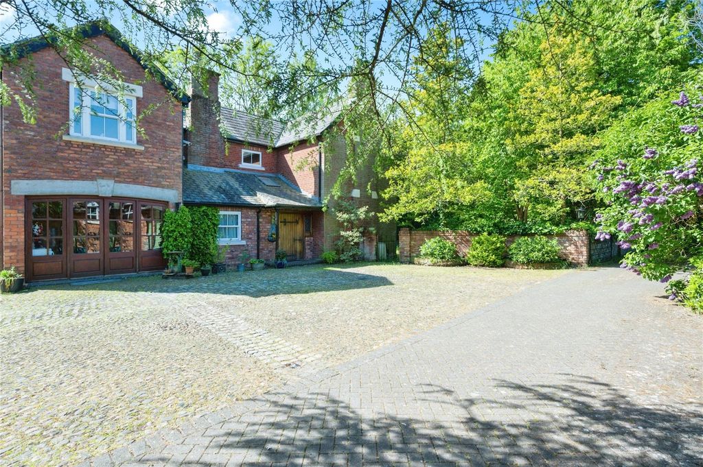 Property photo 1 of 40 Front