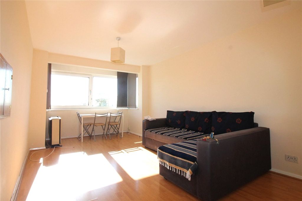 Property photo 1 of 6 Picture No. 04