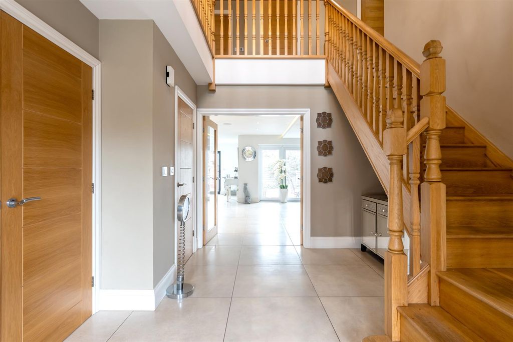 Property photo 2 of 41 Entrance Hallway