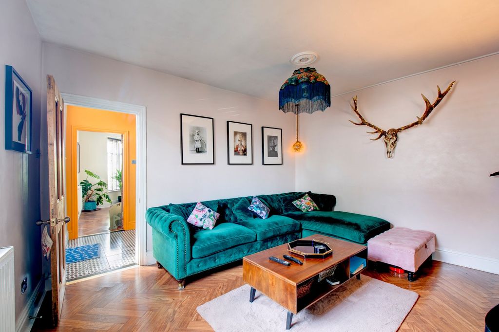 Property photo 2 of 25 Picture No. 01