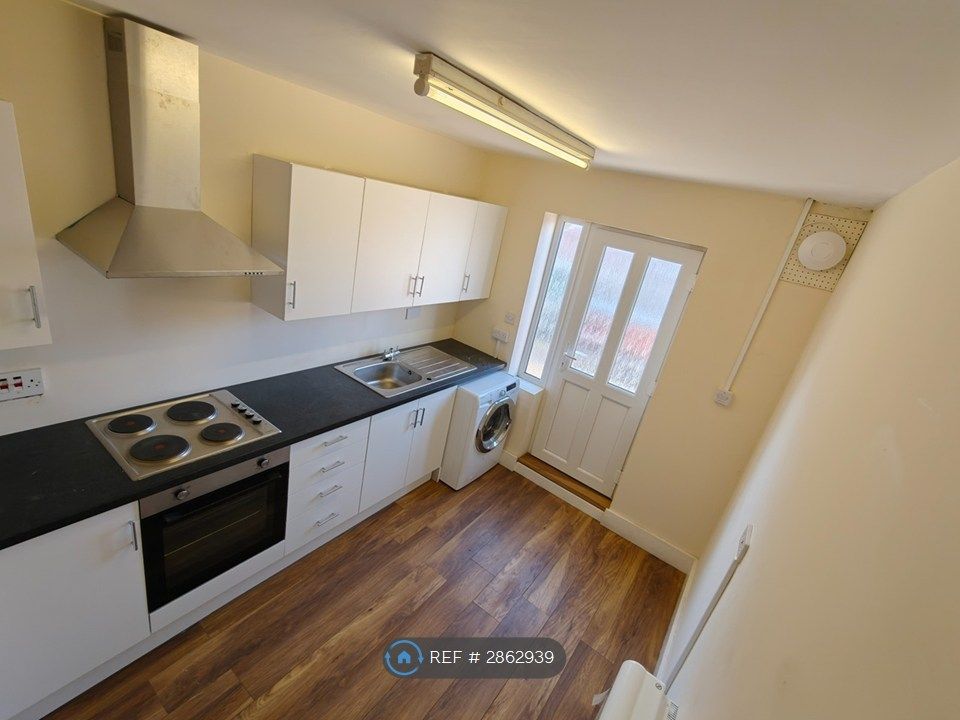 Property photo 2 of 6 Refurbished Kitchen