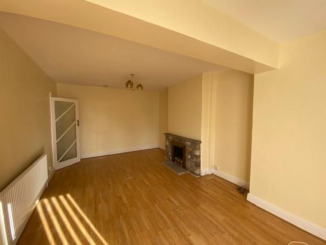 Property photo 3 of 22 Rear Reception