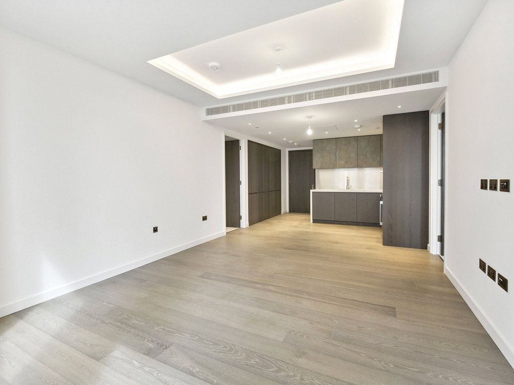 Property photo 2 of 5 Thames City