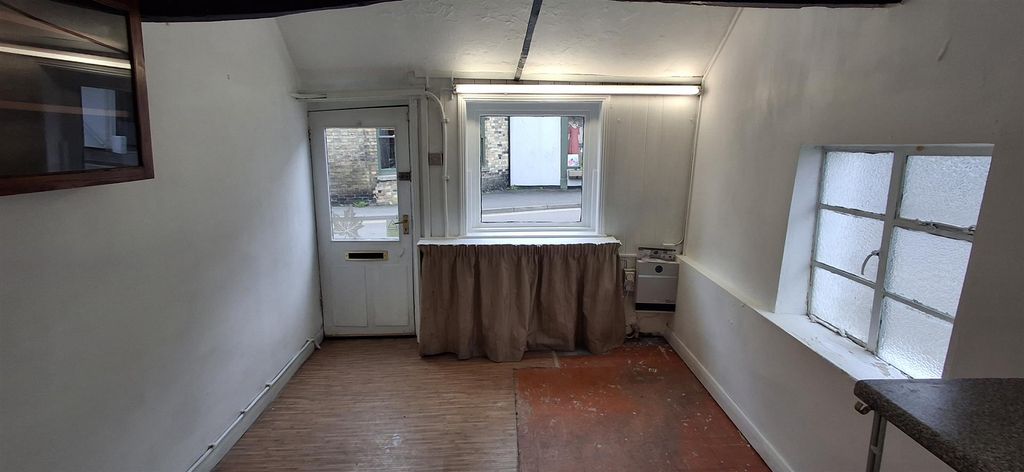 Property photo 3 of 10 20260226_135112.Jpg