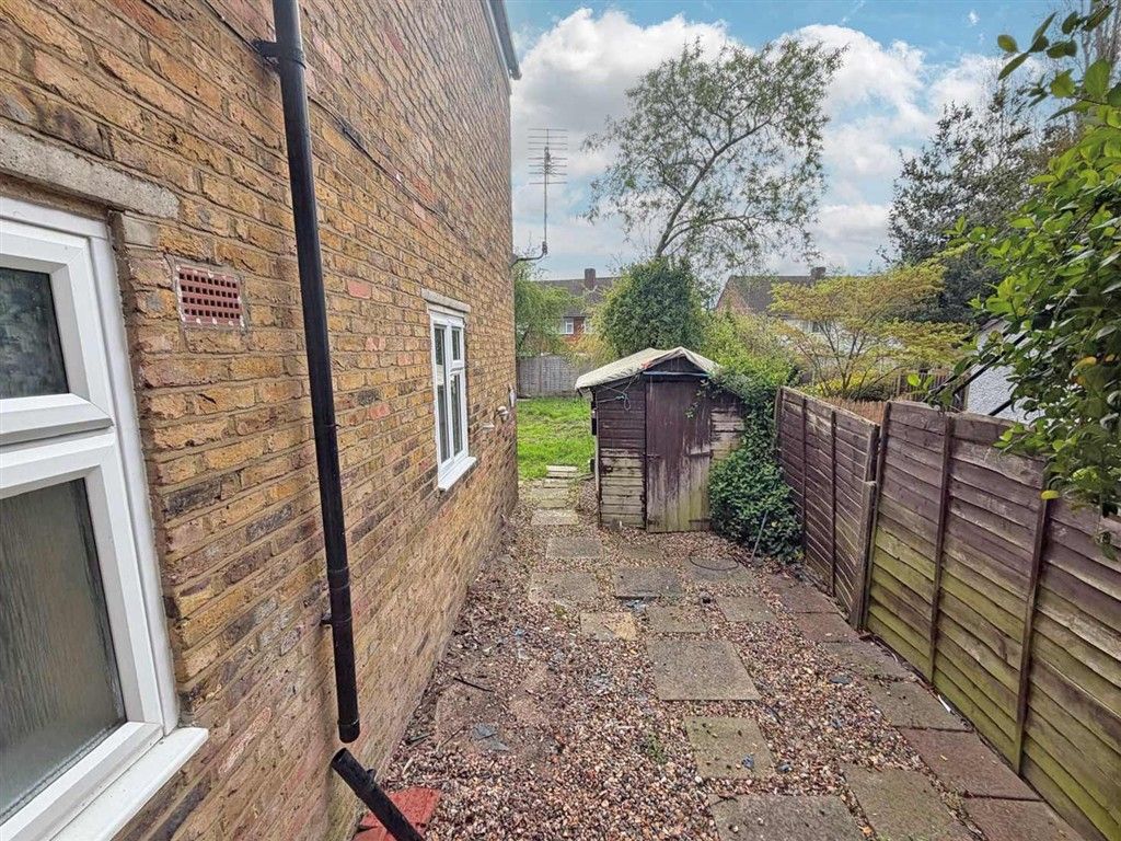 Property photo 3 of 5