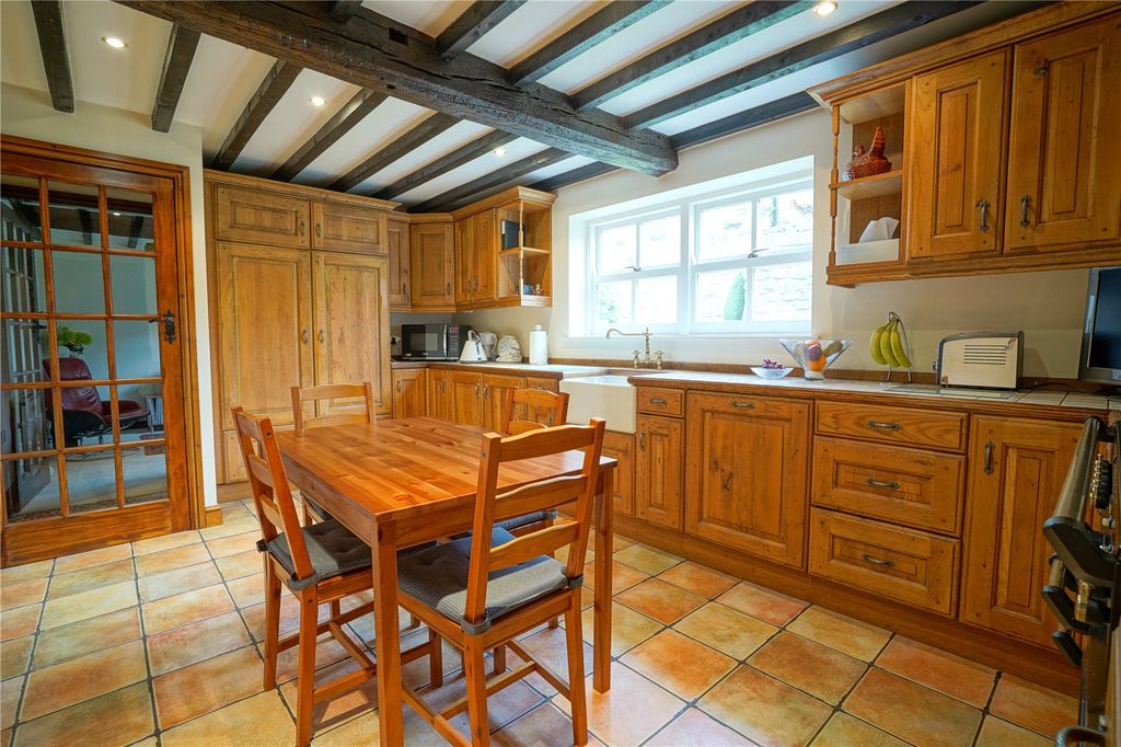 Property photo 3 of 31 Picture No. 19