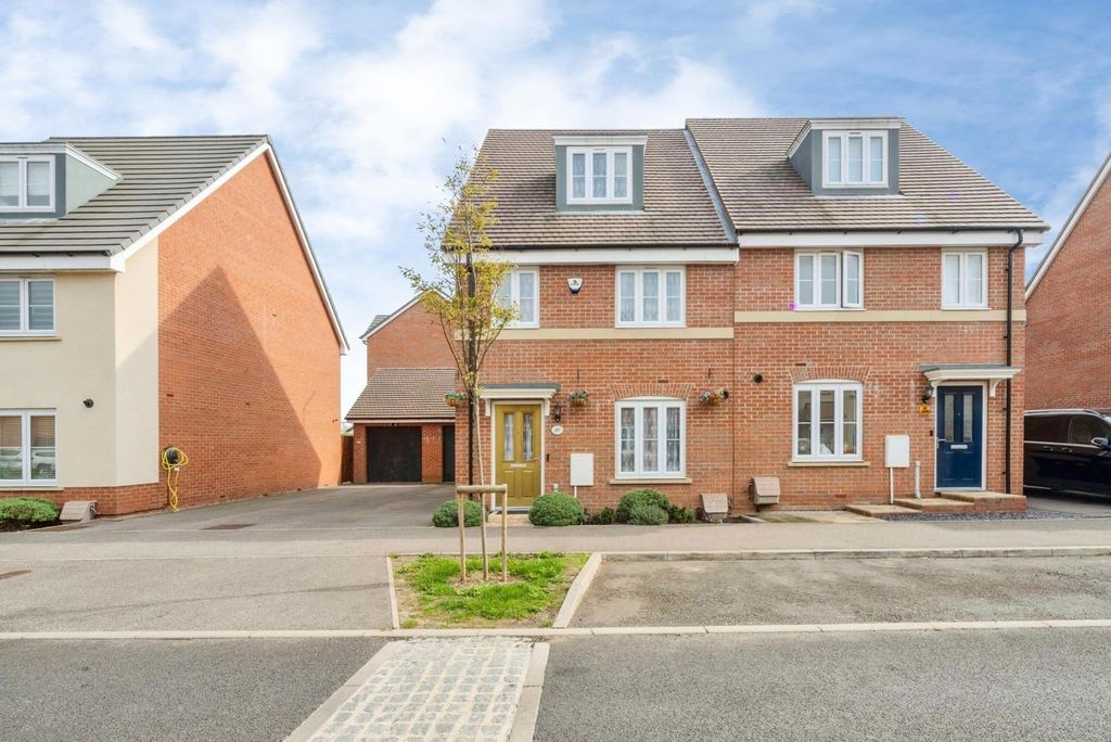 Property photo 1 of 23 Pbox-Img.Jpg