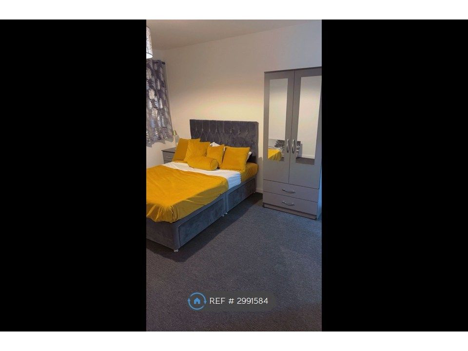 Property photo 2 of 7 Big Grey 1