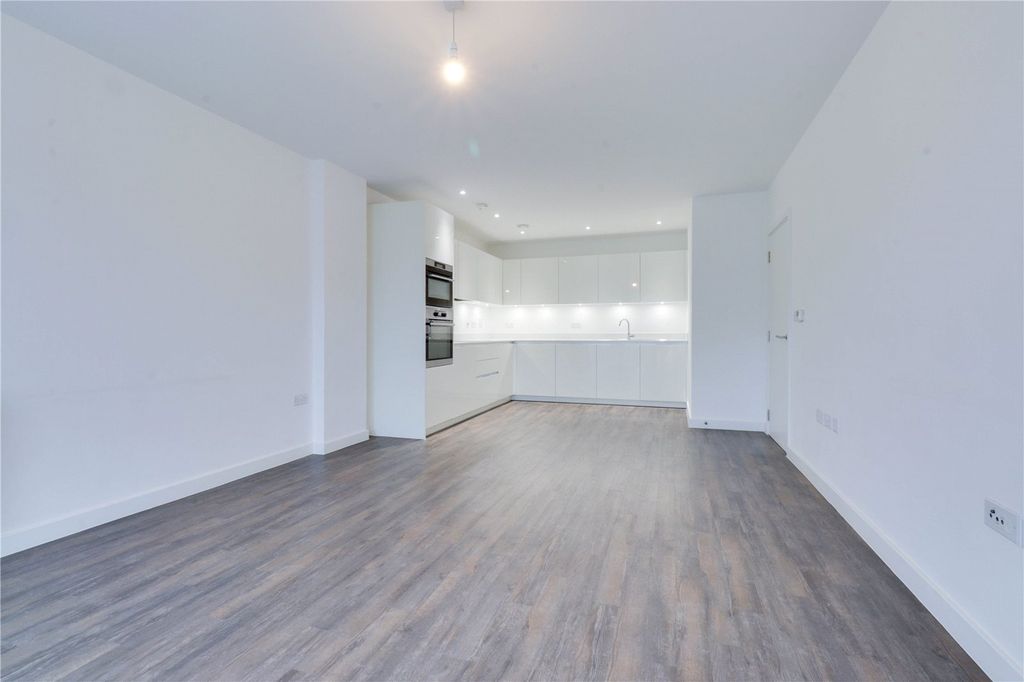 Property photo 1 of 10 Picture No. 02