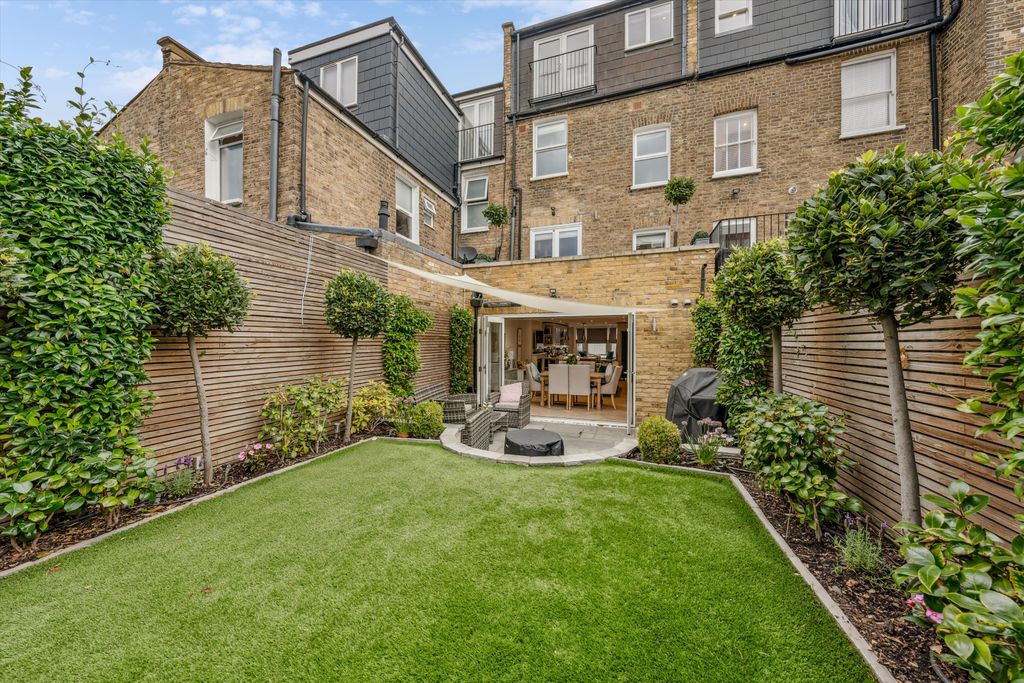 Property photo 3 of 15 Image