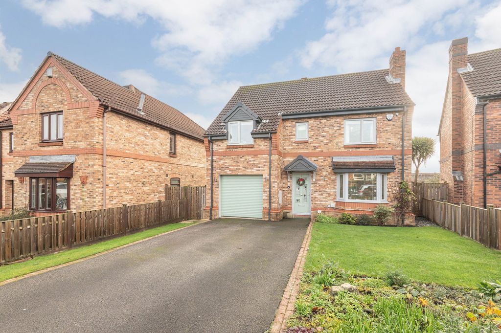 Property photo 3 of 13