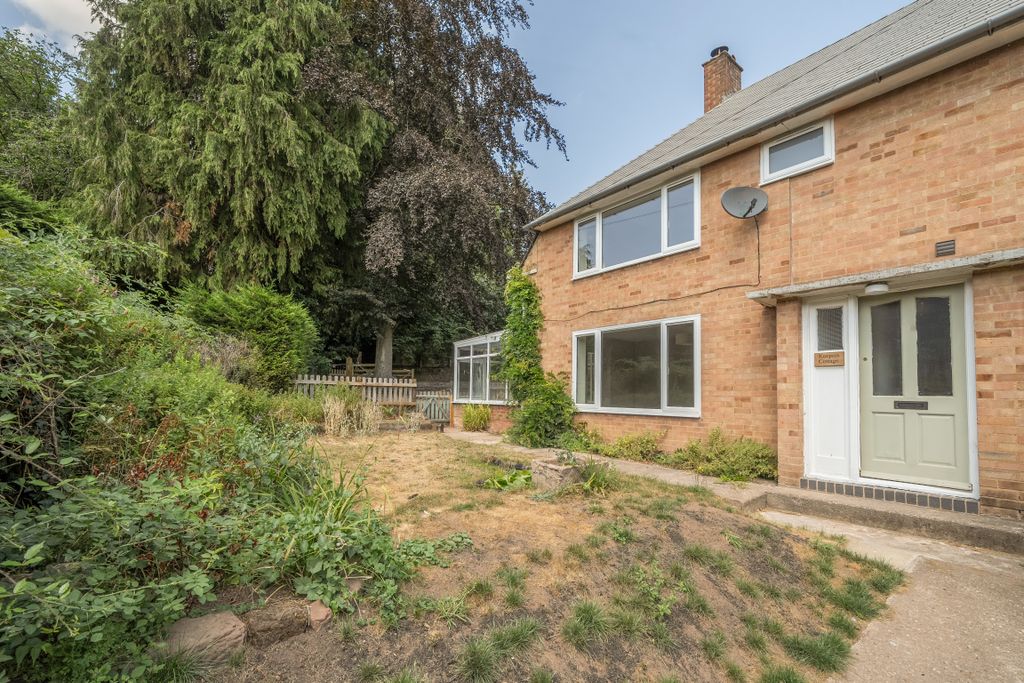 Property photo 2 of 20