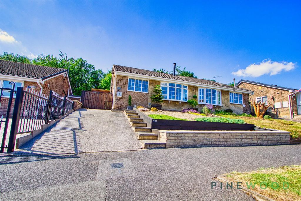 Property photo 1 of 25 Front