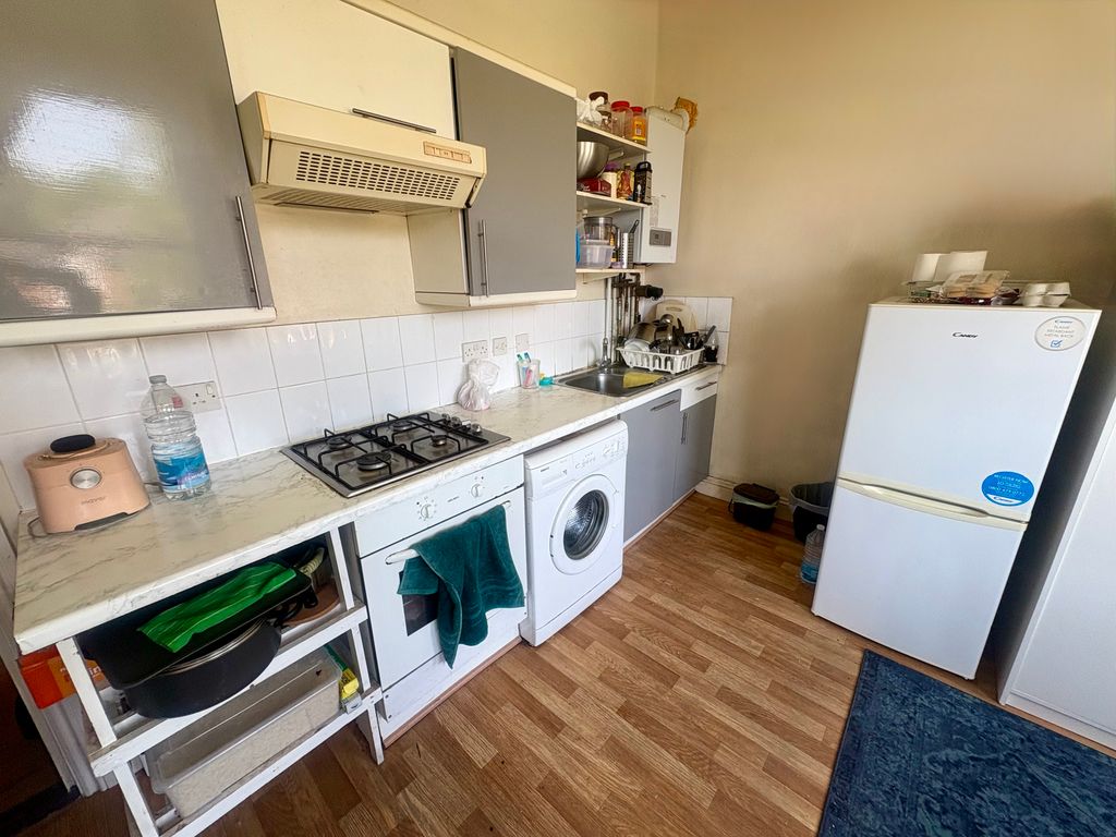 Property photo 3 of 5 Alexander Mews 2.0