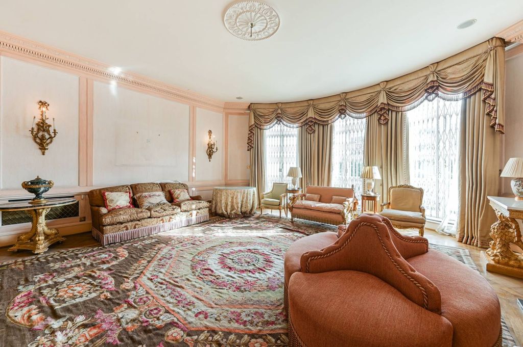 Additional image 37 of 6 bed terraced house to rentUpper Grosvenor Street, Mayfair, London W1K
