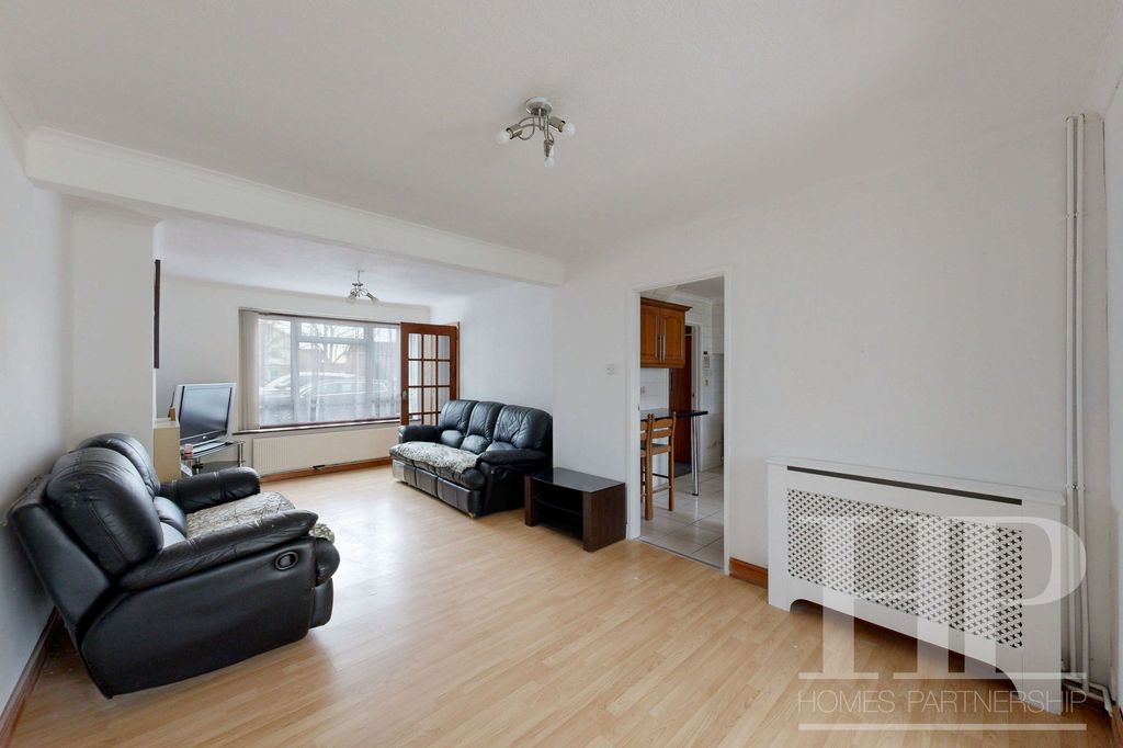 Property photo 3 of 20