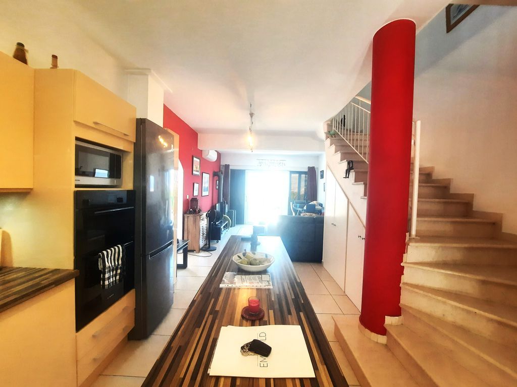 Property photo 2 of 28 Kitchen Entrance