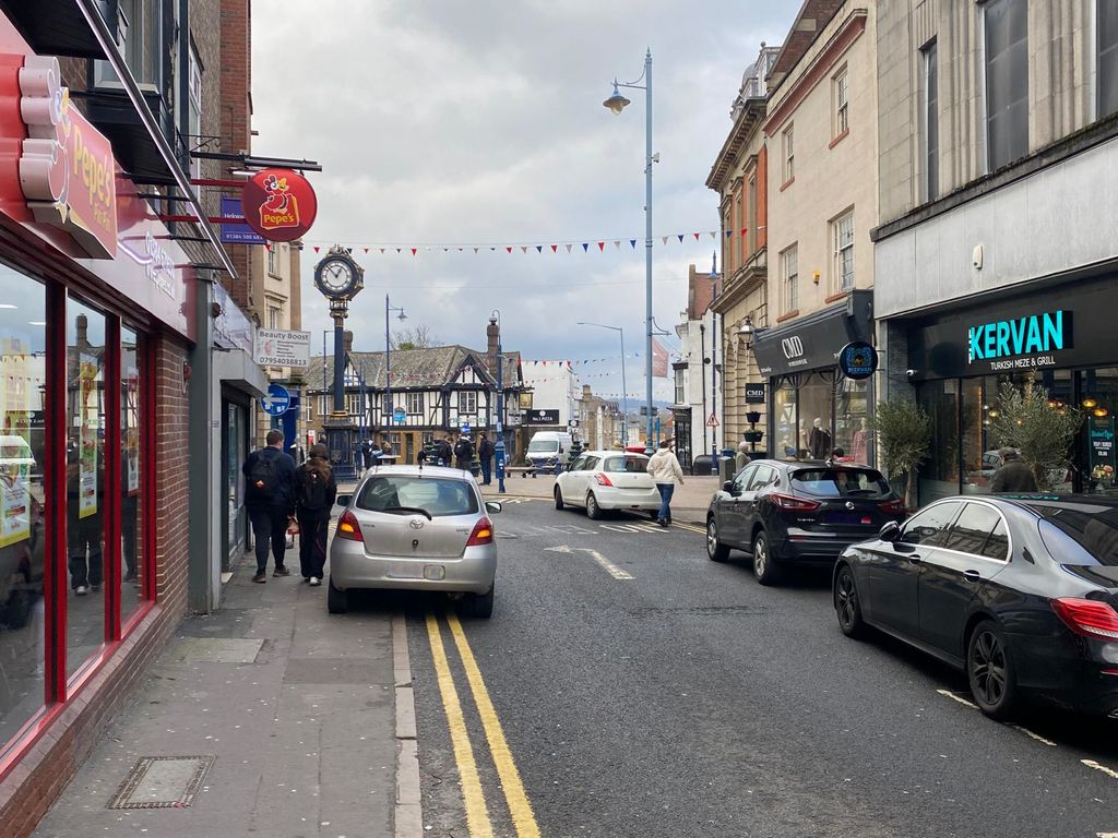 Property photo 3 of 31