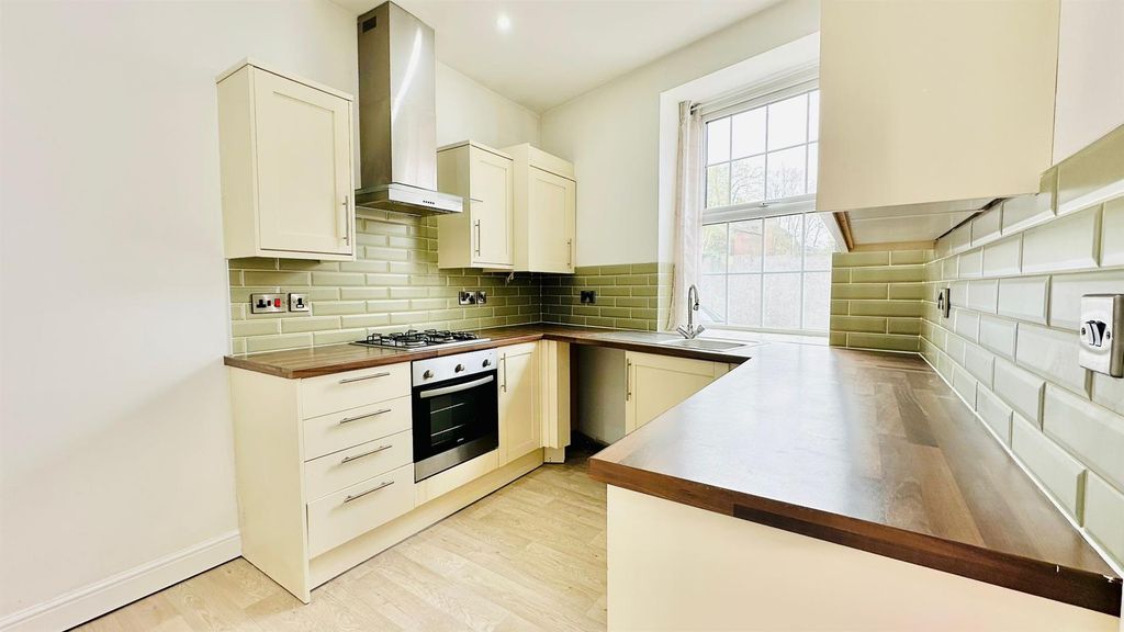 Property photo 2 of 22 Kitchen