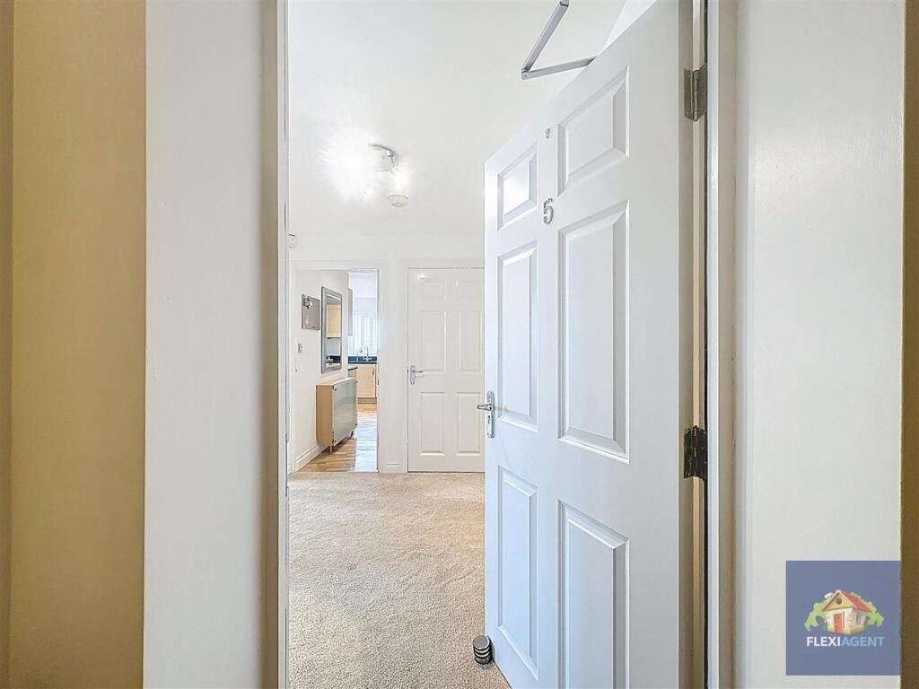 Property photo 3 of 37 4344204