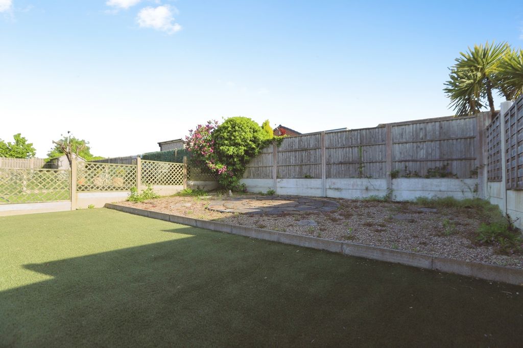 Property photo 2 of 20 Pbox-Img.Jpg