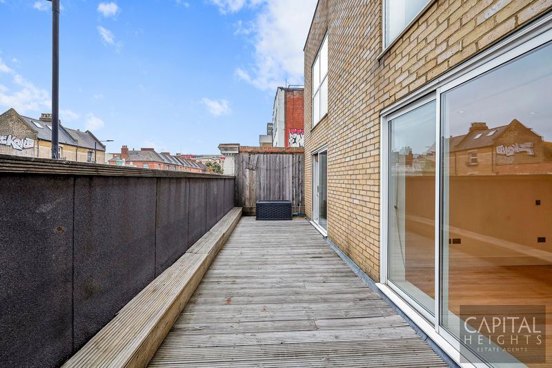 Property photo 3 of 16 Photo 4