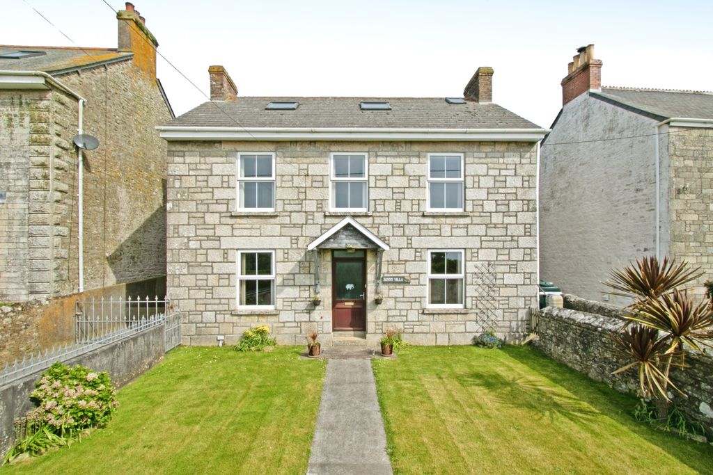Property photo 1 of 39 Front