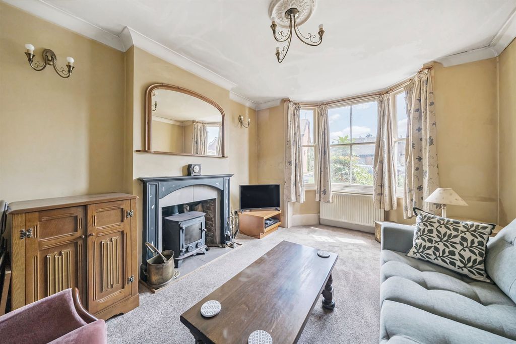 Property photo 2 of 14