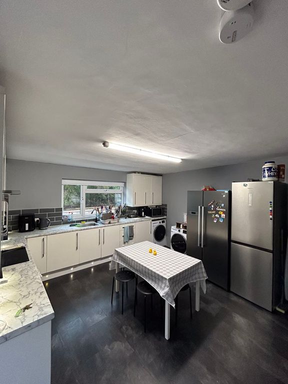 Property photo 3 of 13 Photo 17