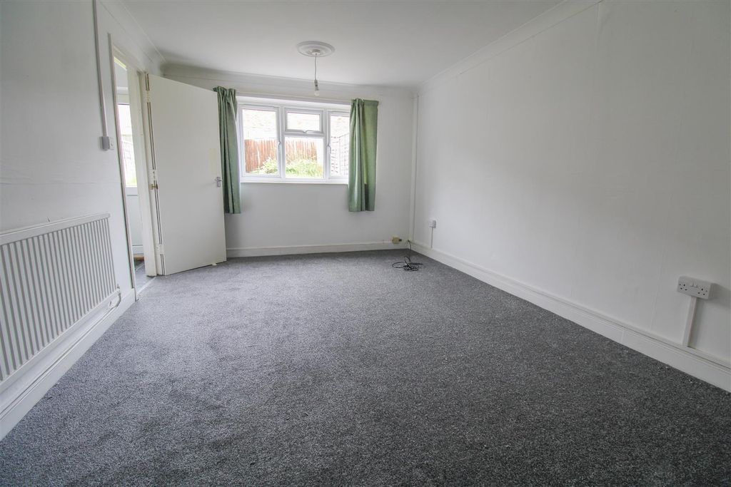 Property photo 2 of 14 Img_3808.Jpg