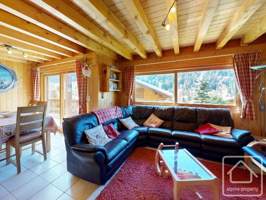 Property photo 2 of 40