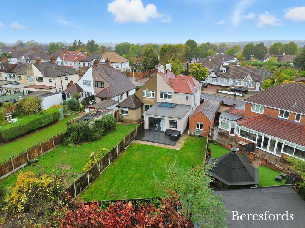 Property photo 2 of 26 Picture No. 05