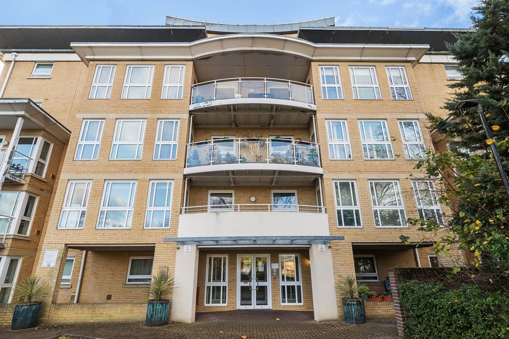 Property photo 2 of 12 External