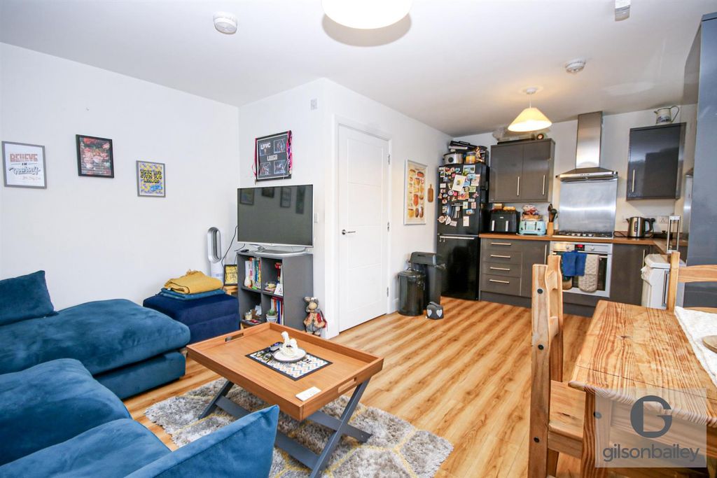 Property photo 2 of 11 5-Img_3517.Jpg