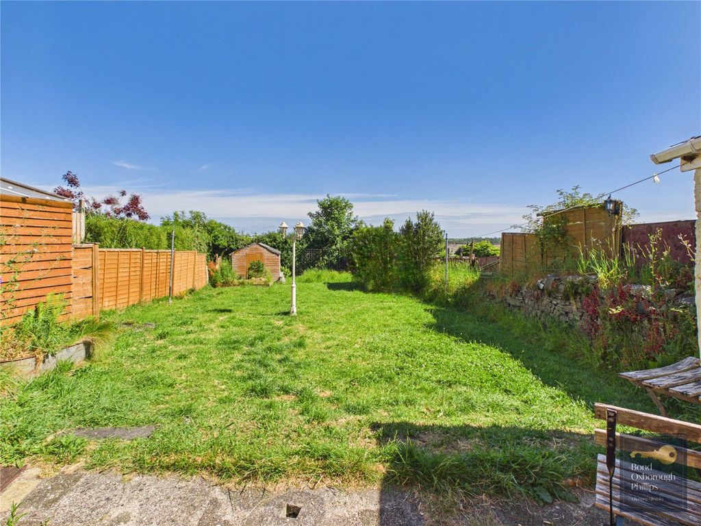 Property photo 2 of 25 Picture No. 04