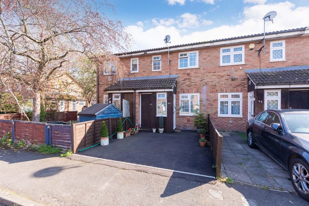 Property photo 1 of 7