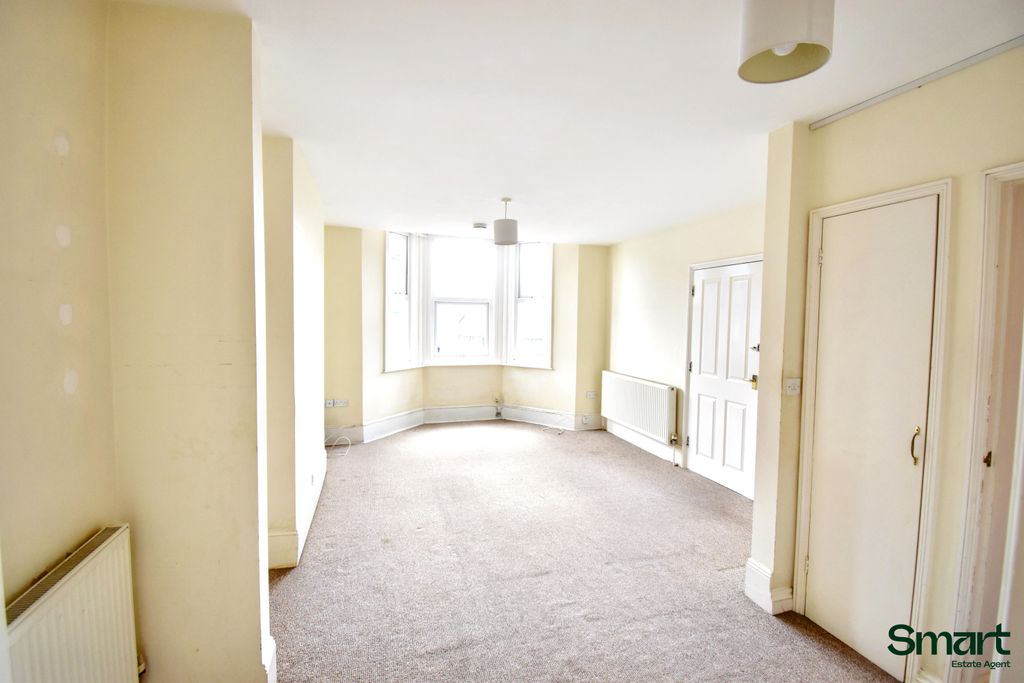 Property photo 2 of 10 Dsc_0672