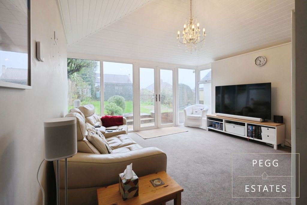 Property photo 3 of 30