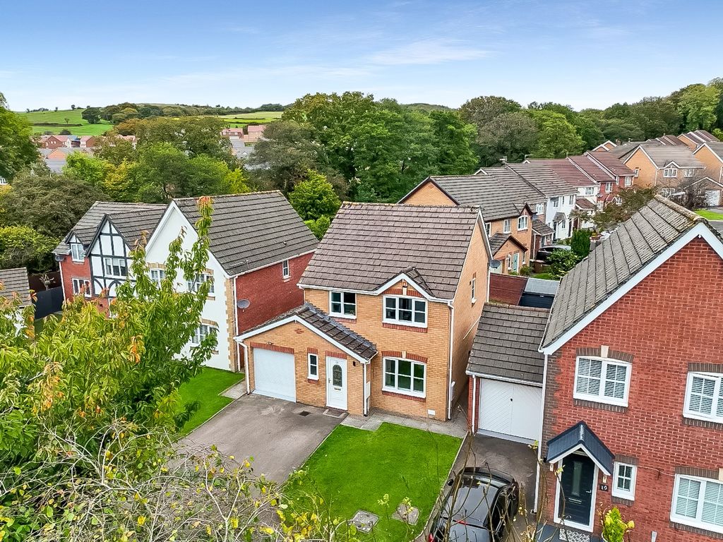 Property photo 1 of 36