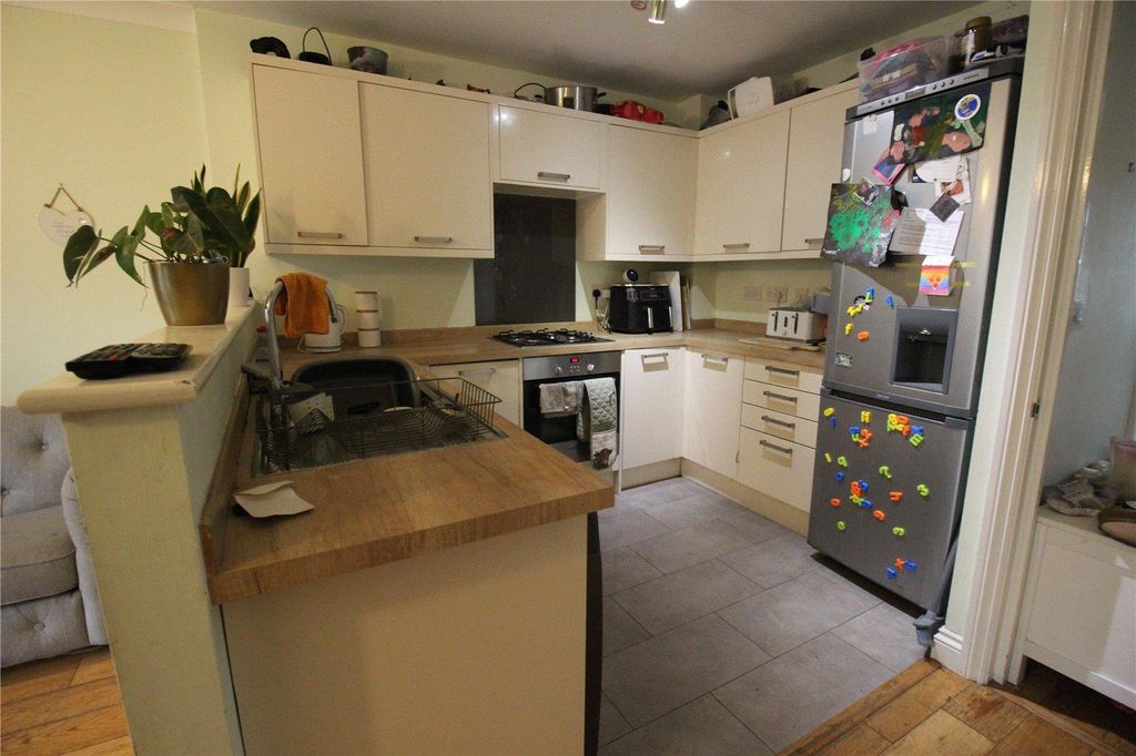 Property photo 1 of 9 2.Jpg
