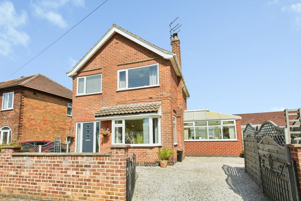 Property photo 1 of 17 Pbox-Img.Jpg