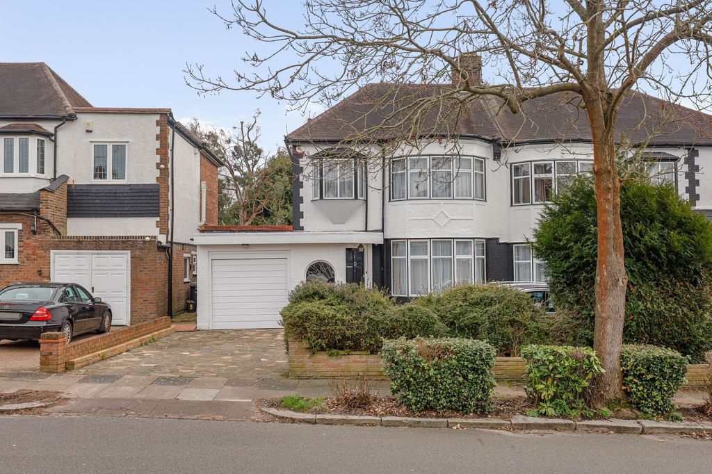 Property photo 2 of 21