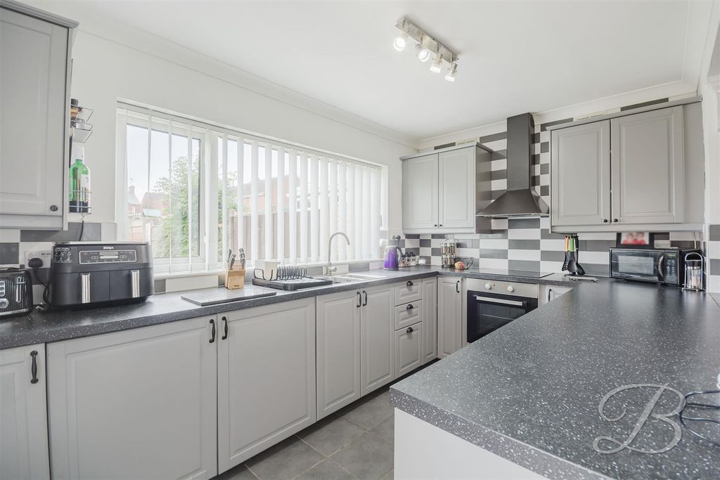 Property photo 3 of 24 Ccltd-5.Jpg