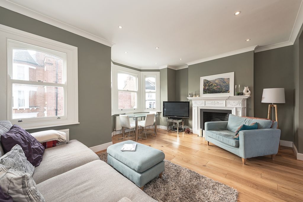 Property photo 1 of 16 Framfield Road
