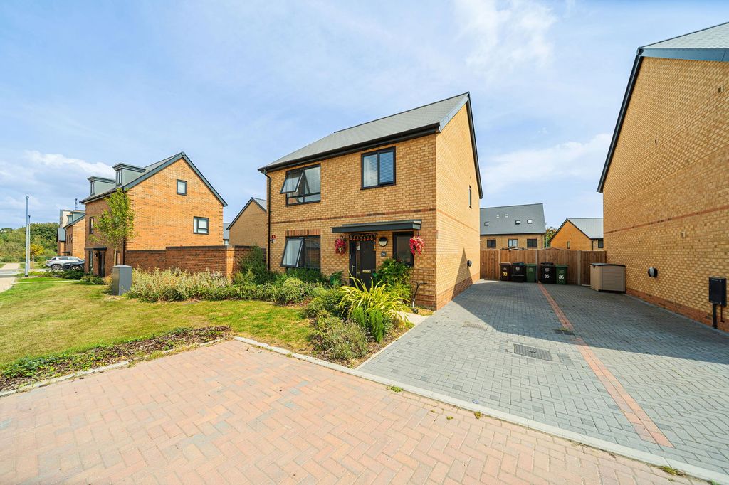 Property photo 1 of 23