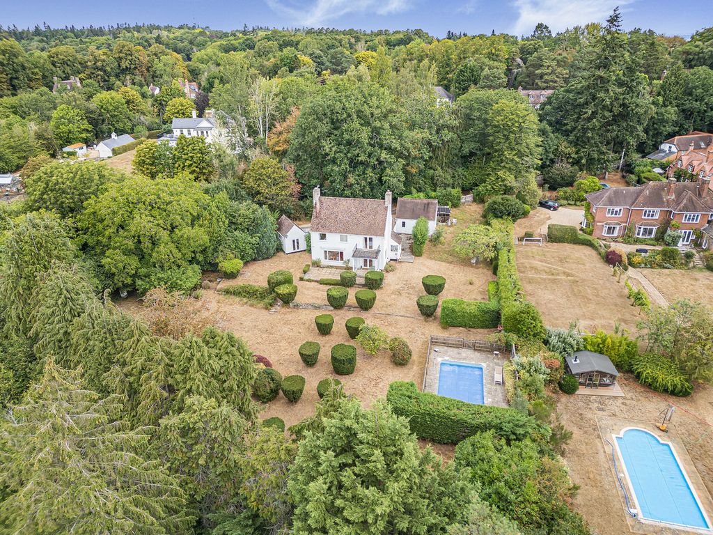 Property photo 1 of 29